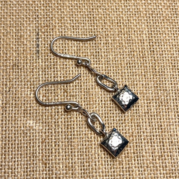 Silpada Hammered Square Earrings - Picture 3 of 5